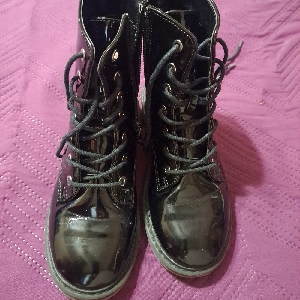 Justice boots size 2 black